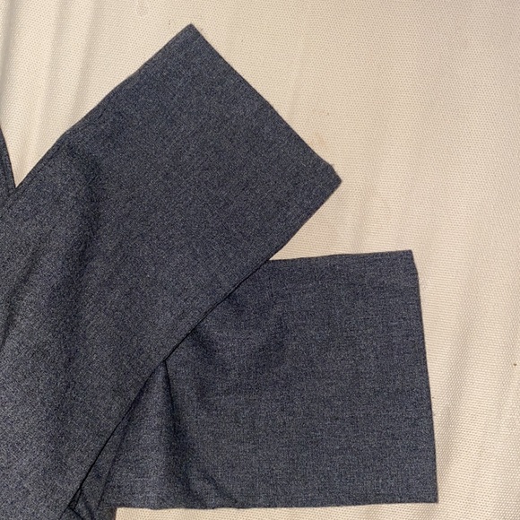 Theory! Brand New Never Worn - Picture 4 of 4